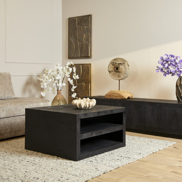 Brussel, leverbaar in kleuren Black, Walnut en Sand