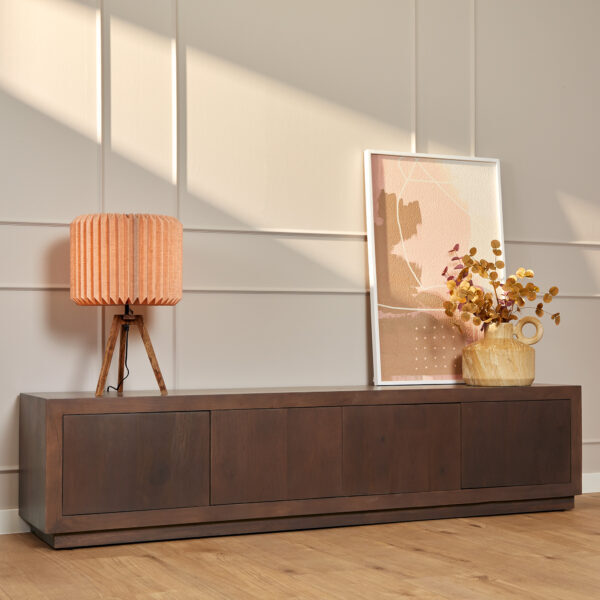 Brussel, leverbaar in kleuren Black, Walnut en Sand