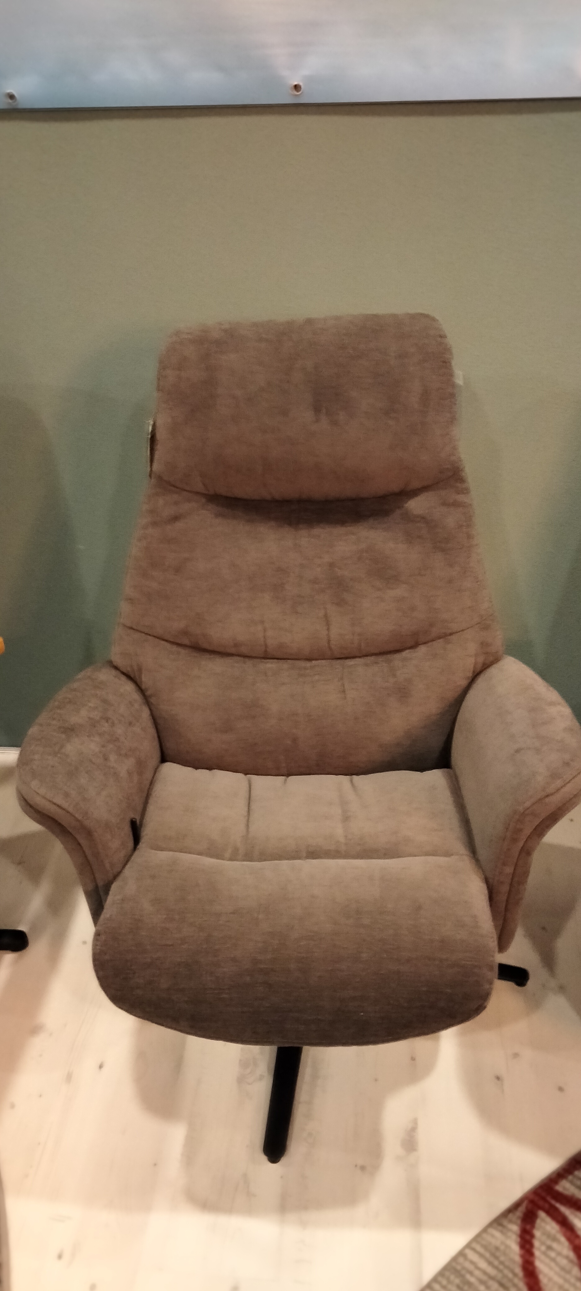 Afhaal showroommodel, relaxfauteuil 8126