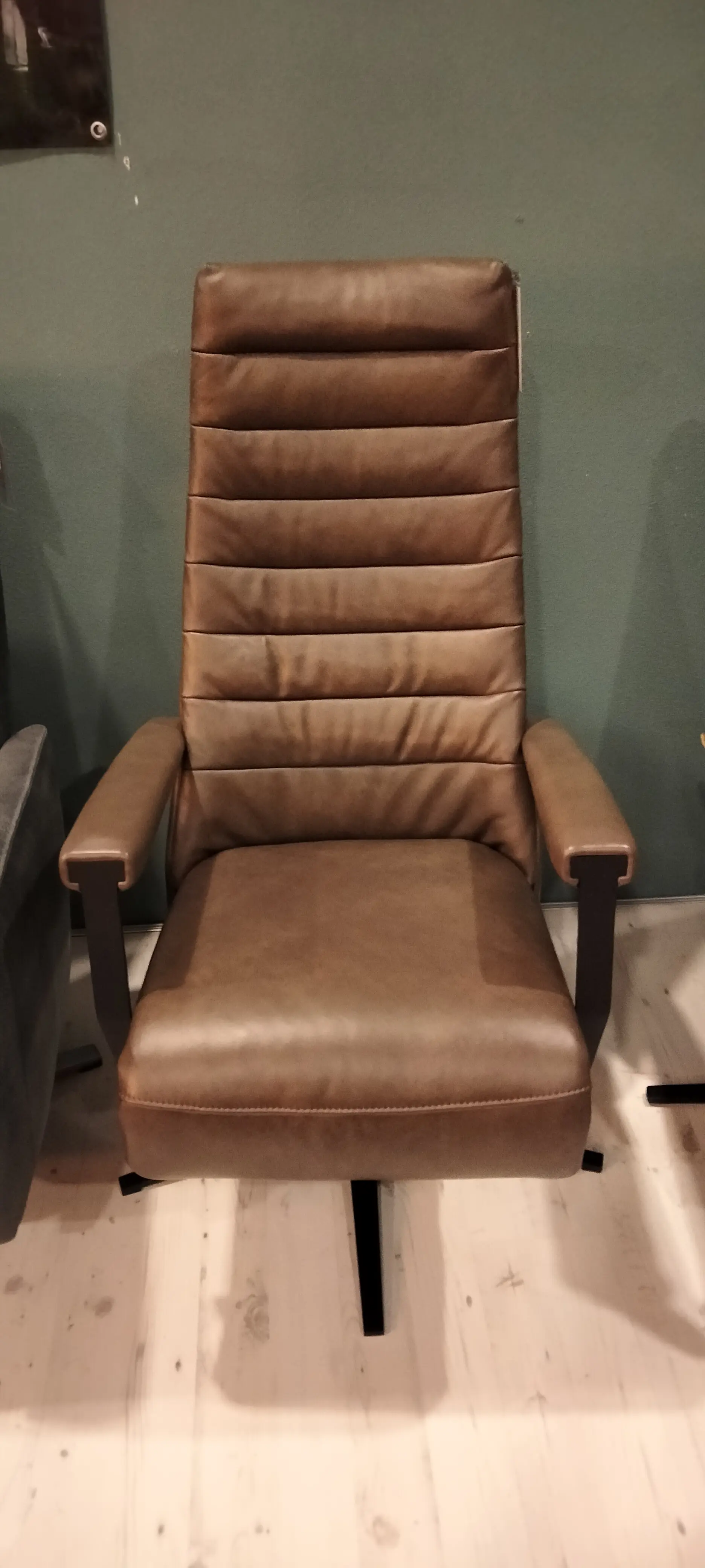 Afhaal showroommodel, Mantua leder relaxfauteuil XXL 