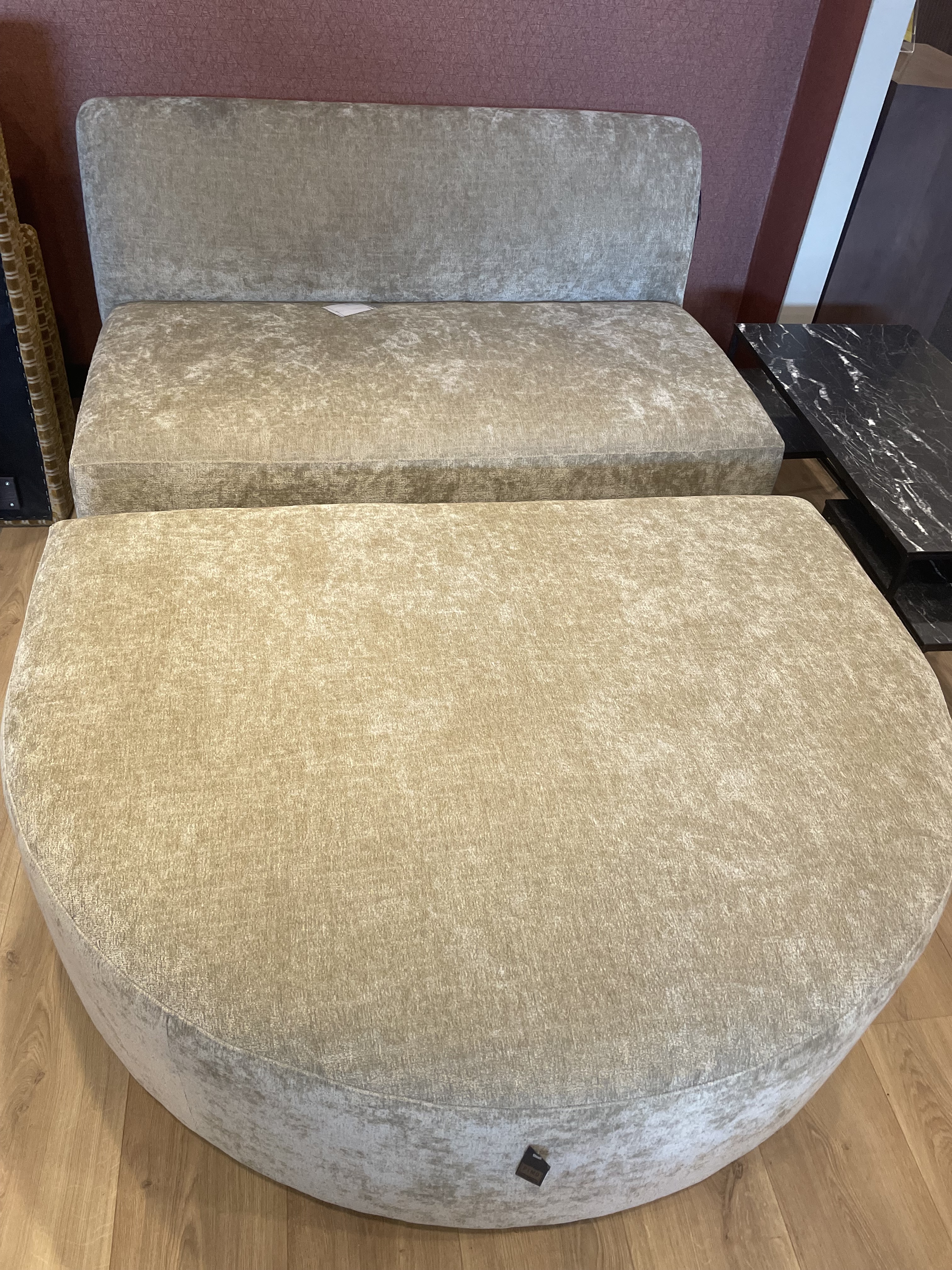 Afhaal showroommodel PTMD element + hocker
