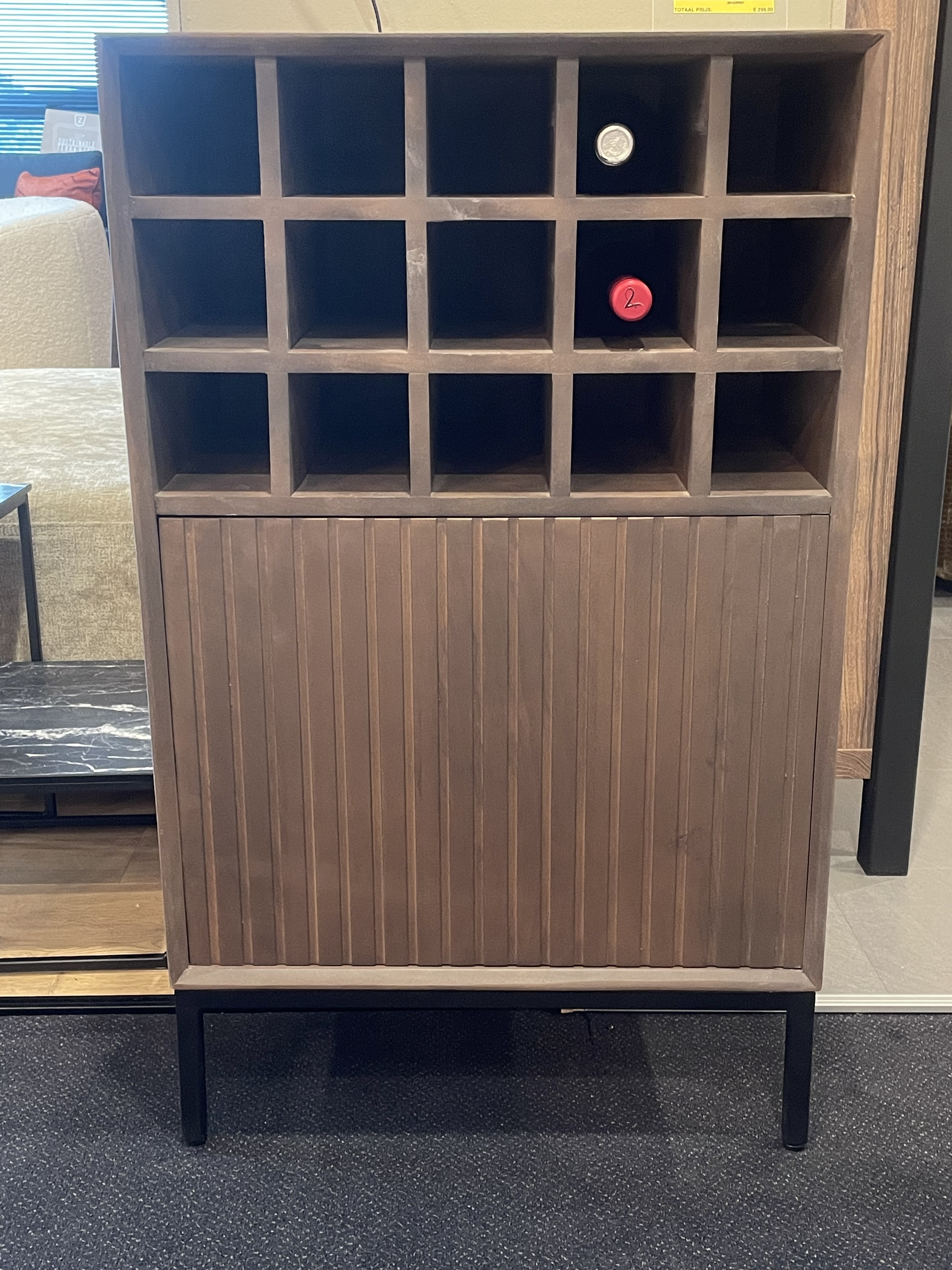 Afhaal showroommodellen, 30% korting op Starfurn walnoot-serie